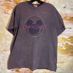 Vintage Disney Unisex Size S/M T-Shirt 1996 Disneyland Parks Purpleish
